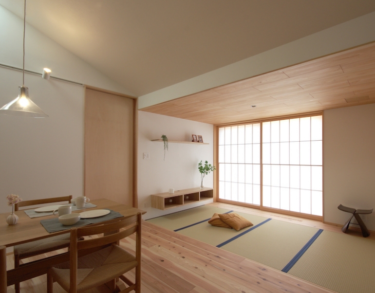 岩舟町新里の小さな家